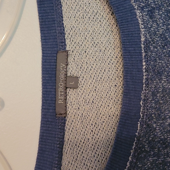 Retrology Sweatshirt - Picture 2 of 3